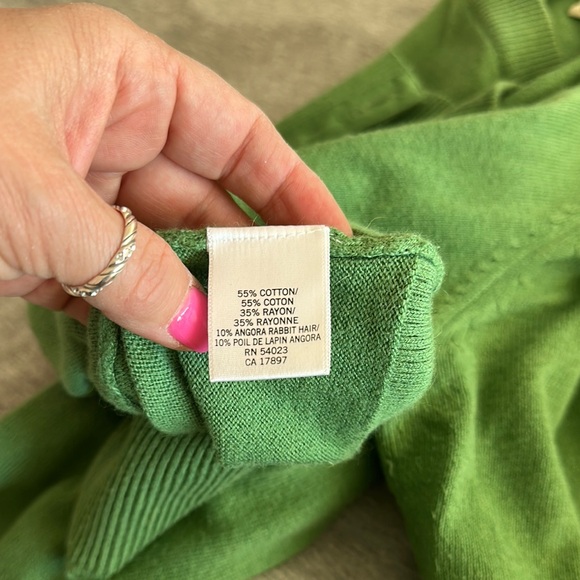 Green Button-Up Cardigan - Picture 4 of 5